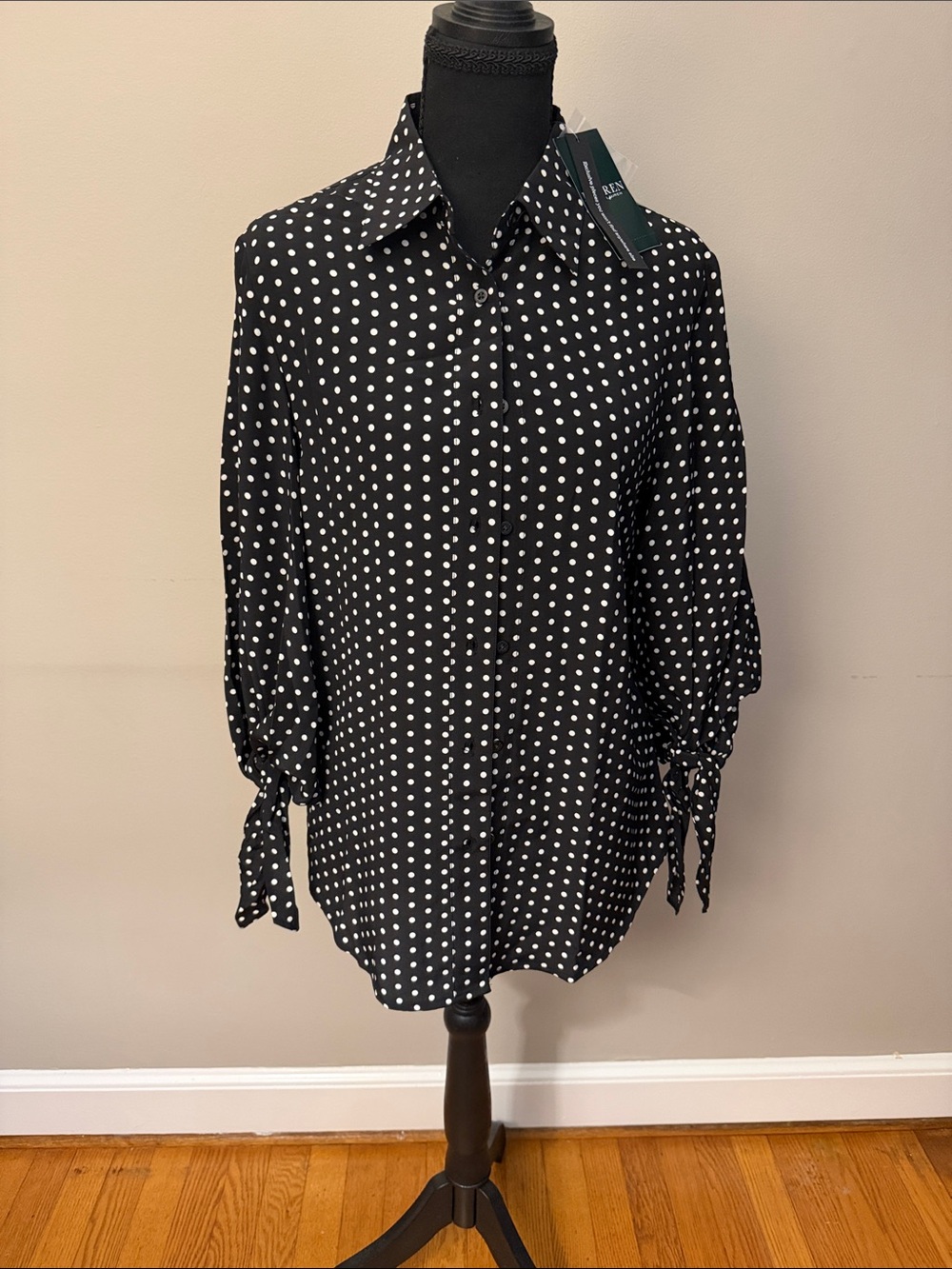 NWT Lauren Ralph Lauren 100% Silk Black White Polka Dot Blouse M $165